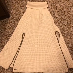 Cream Ralph Lauren Cape